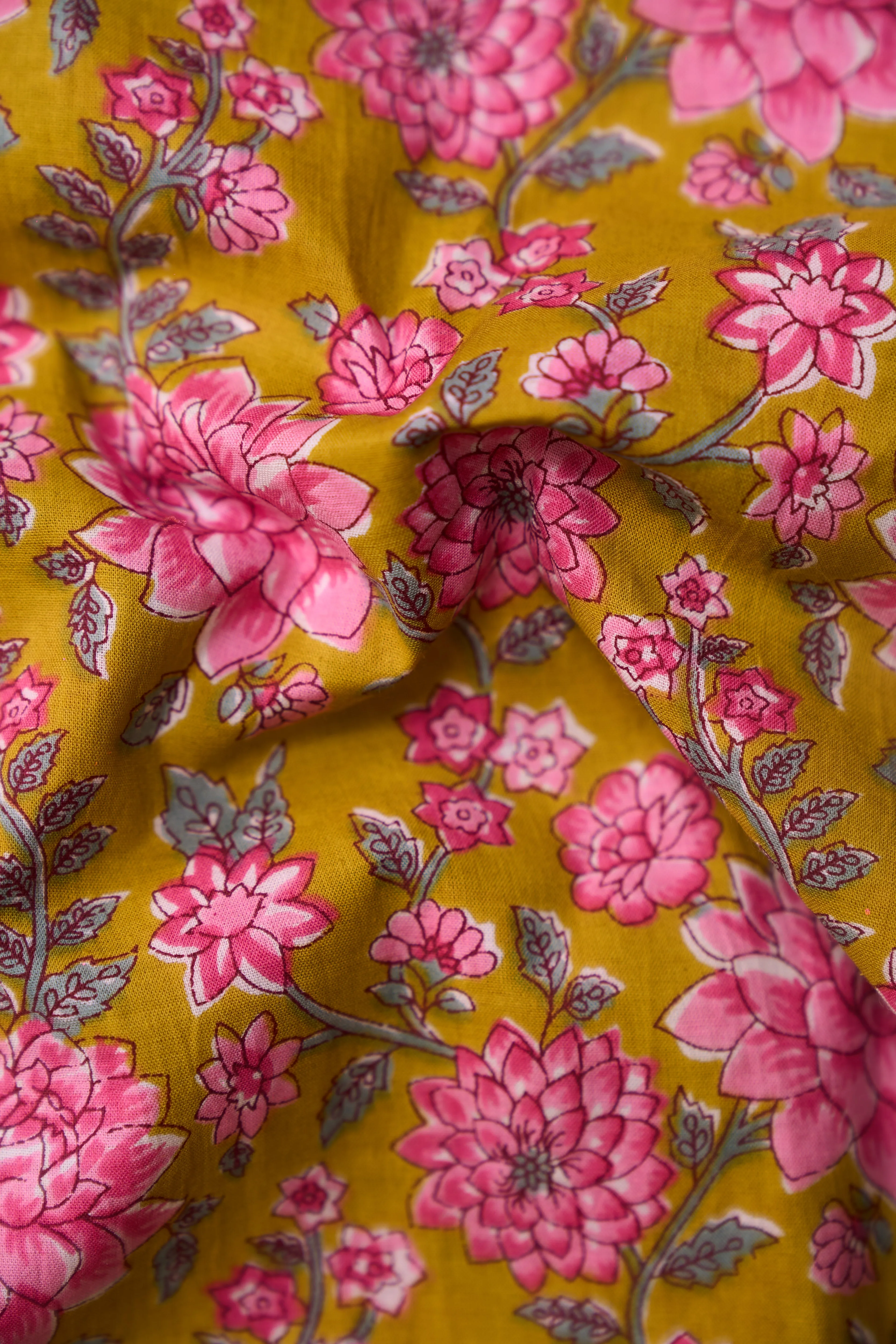 Mustard Pink Floral Pattern Printed Summer Pure Cotton Fabric